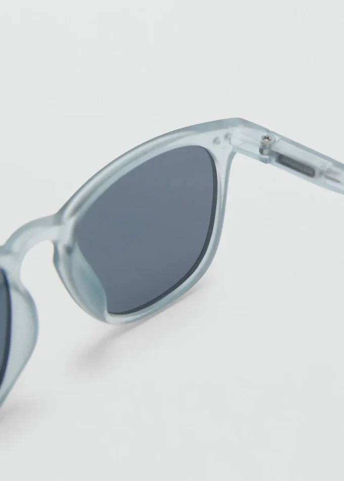 Sonnenbrille mit Kunststoffrahmen Sonnenbrille mit Kunststoffrahmen