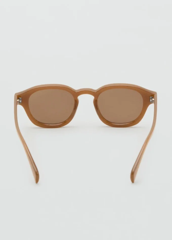 Sonnenbrille mit Kunststoffrahmen Sonnenbrille mit Kunststoffrahmen