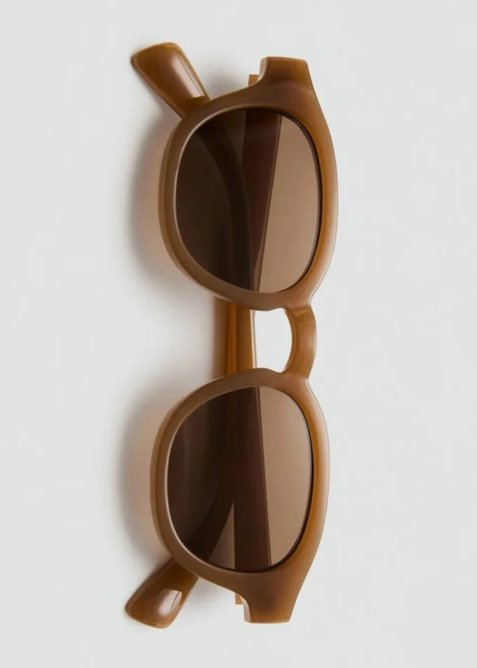 Sonnenbrille mit Kunststoffrahmen Sonnenbrille mit Kunststoffrahmen