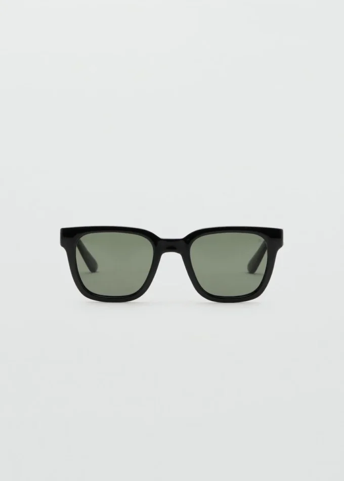 Sonnenbrille mit rechteckigem Rahmen Sonnenbrille mit rechteckigem Rahmen