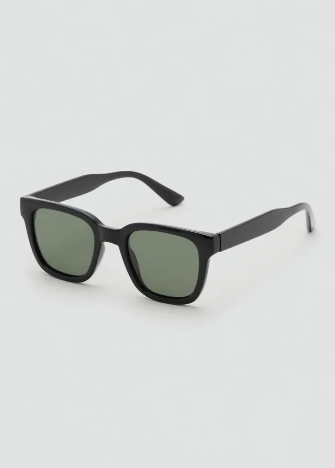 Sonnenbrille mit rechteckigem Rahmen Sonnenbrille mit rechteckigem Rahmen