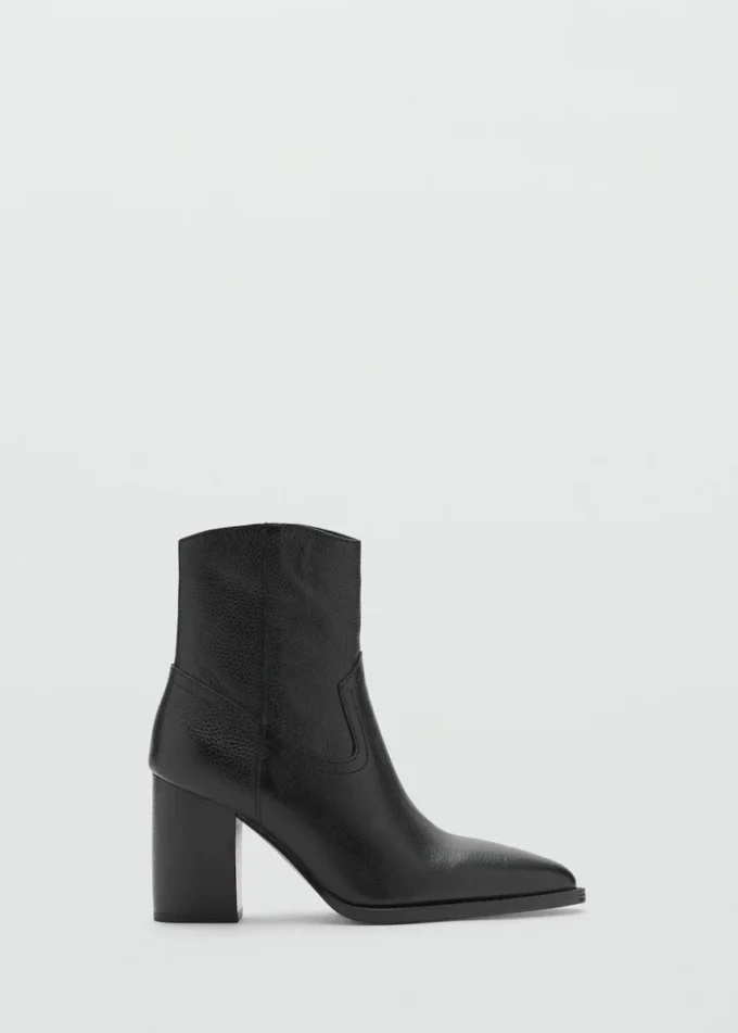 Spitze Stiefeletten aus Leder Spitze Stiefeletten aus Leder