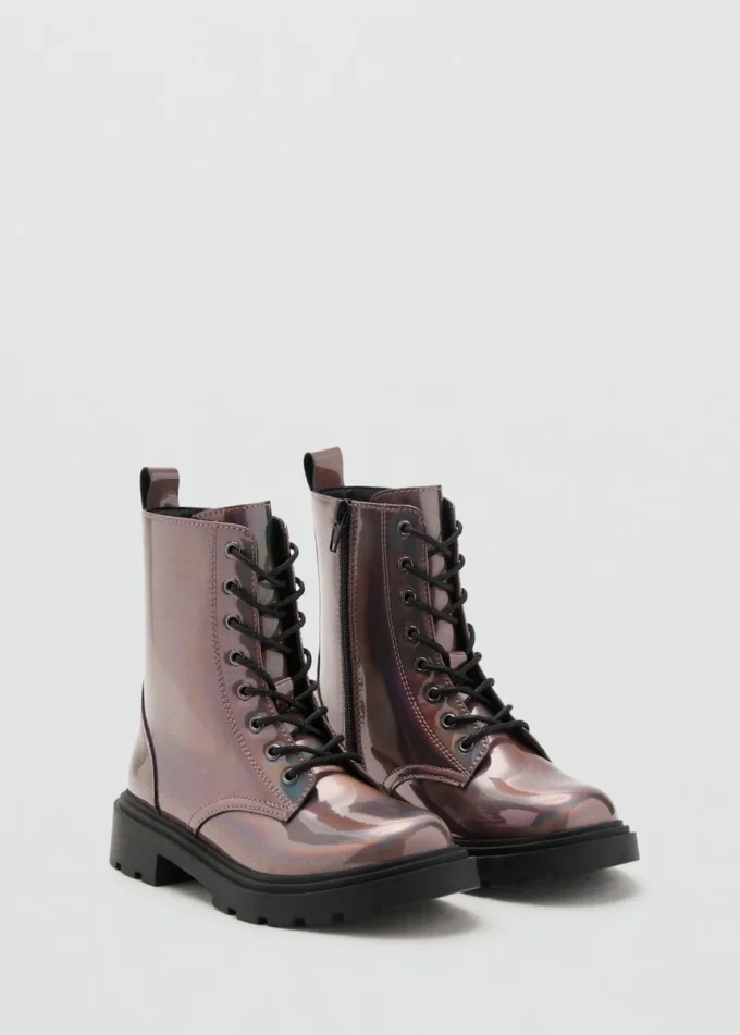 Stiefel mit Metallreißverschluss