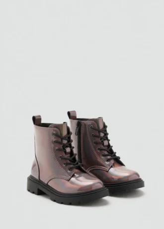 Stiefel mit Metallreißverschluss