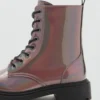 Stiefel mit Metallreißverschluss