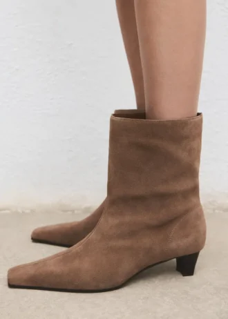 Stiefeletten aus Wildleder