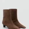Stiefeletten aus Wildleder Stiefeletten aus Wildleder