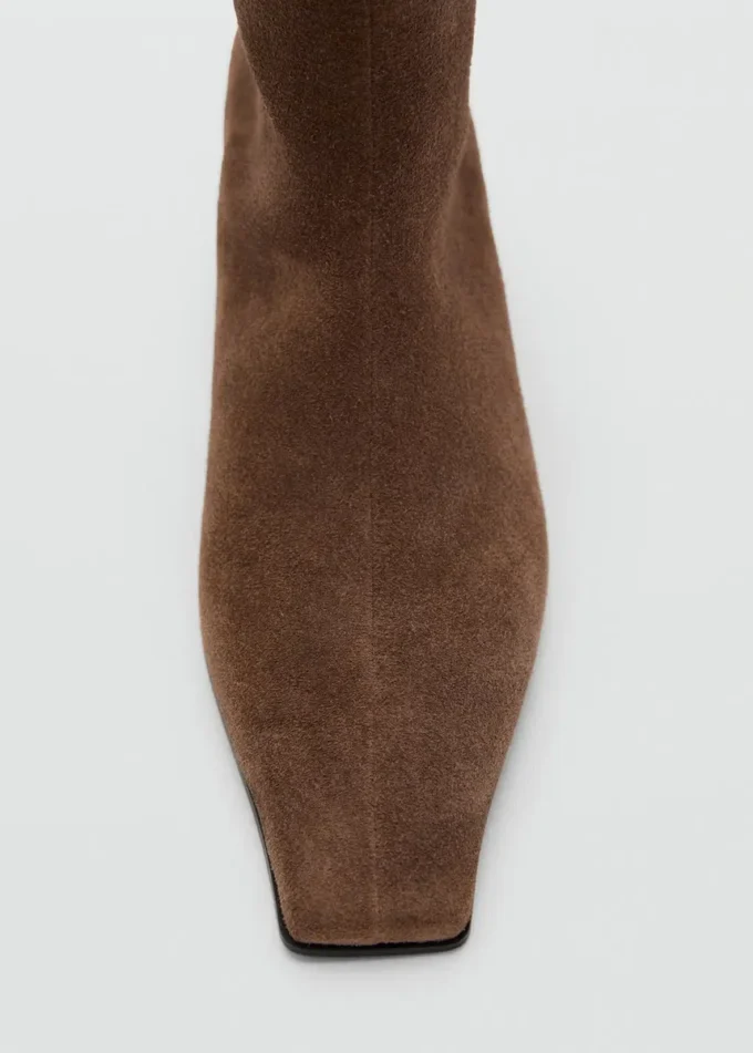 Stiefeletten aus Wildleder Stiefeletten aus Wildleder