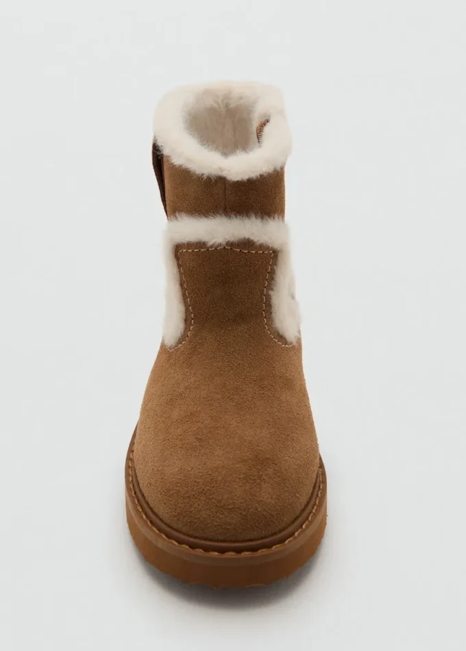 Stiefeletten aus Wildlederimitat mit Felloptik Stiefeletten aus Wildlederimitat mit Felloptik