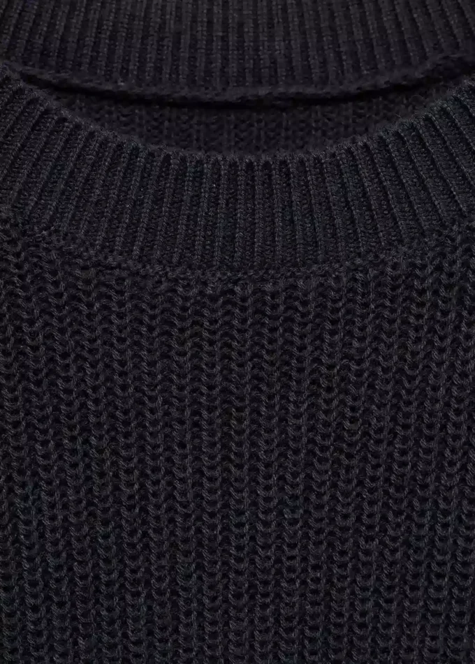 Strick-Midikleid