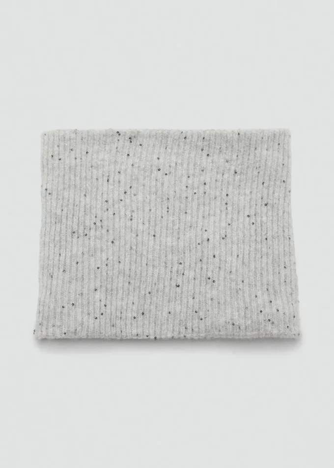 Strick-Schal mit Pailletten Strick-Schal mit Pailletten