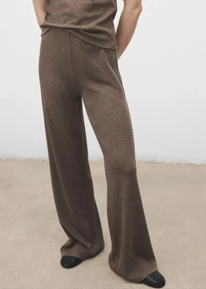 Strickhose mit elastischem Bund