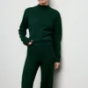 Strickhose mit Ziernähten Strickhose mit Ziernähten