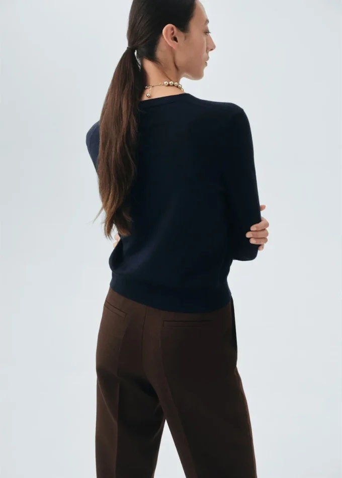 Strickjacke aus 100 % Merinowolle Strickjacke aus 100 % Merinowolle