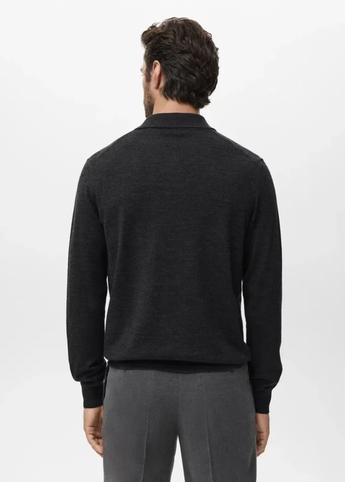 Strickjacke aus 100 % Merinowolle Strickjacke aus 100 % Merinowolle