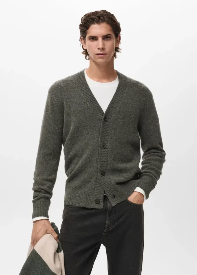 Strickjacke aus Wollmischung Strickjacke aus Wollmischung