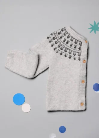 Strickjacke mit gemustertem Saum