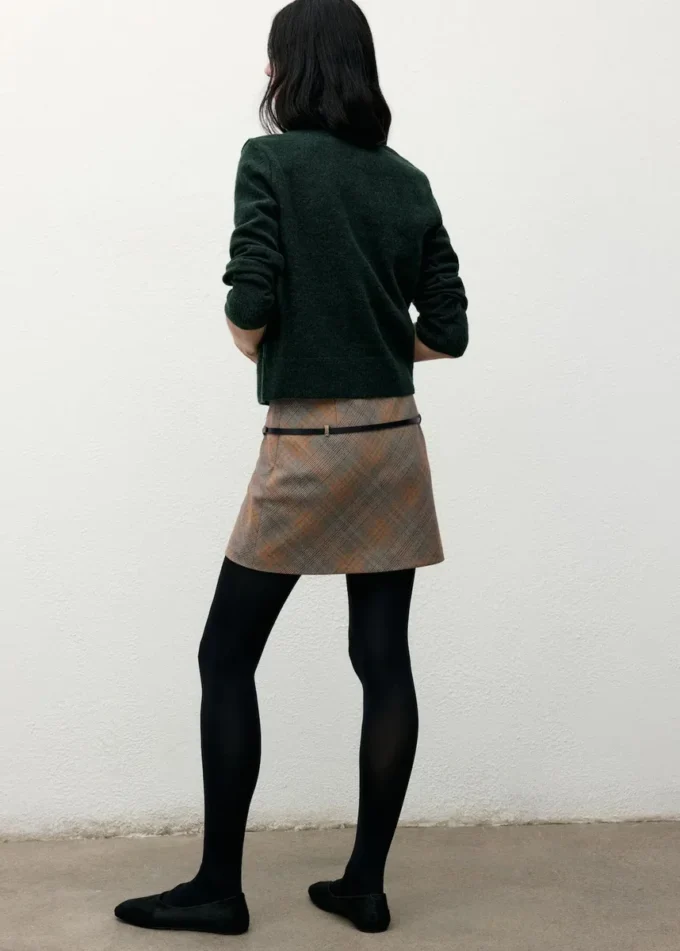 Strickjacke mit Knöpfen