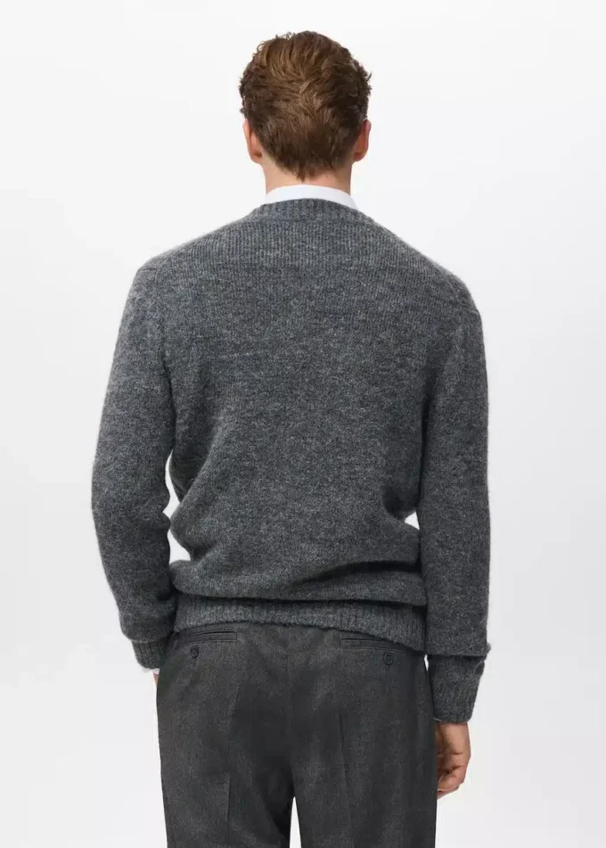 Strickjacke mit Knöpfen