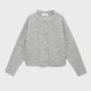 Strickjacke mit Knöpfen Strickjacke mit Knöpfen