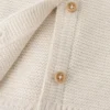 Strickjacke mit Knöpfen Strickjacke mit Knöpfen