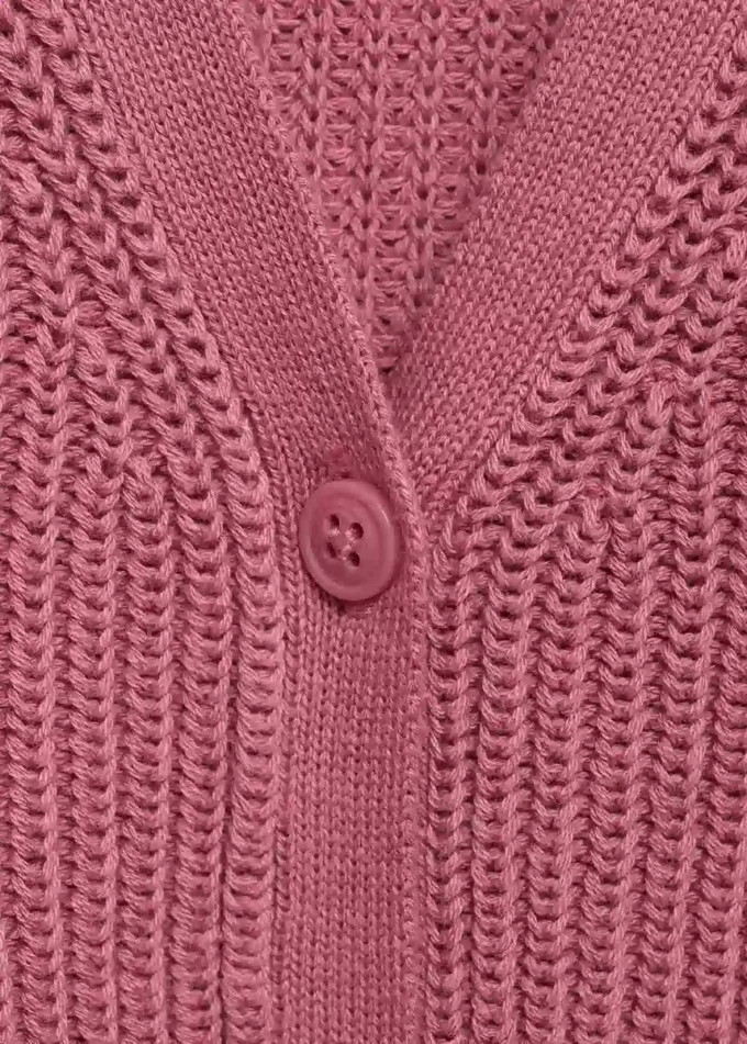 Strickjacke mit Knöpfen Strickjacke mit Knöpfen