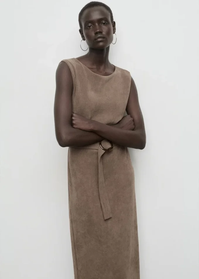 Strickkleid mit Gürtel Strickkleid mit Gürtel