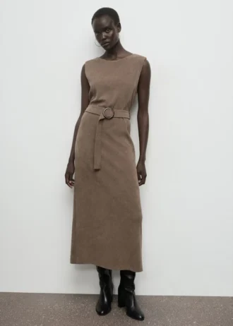 Strickkleid mit Gürtel