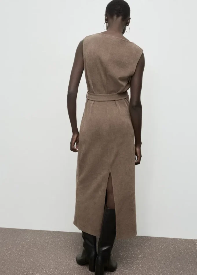 Strickkleid mit Gürtel Strickkleid mit Gürtel