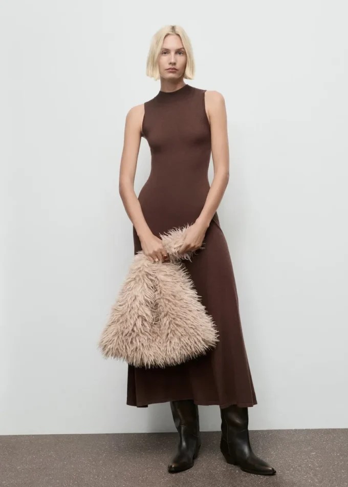 Strickkleid mit Rollkragen