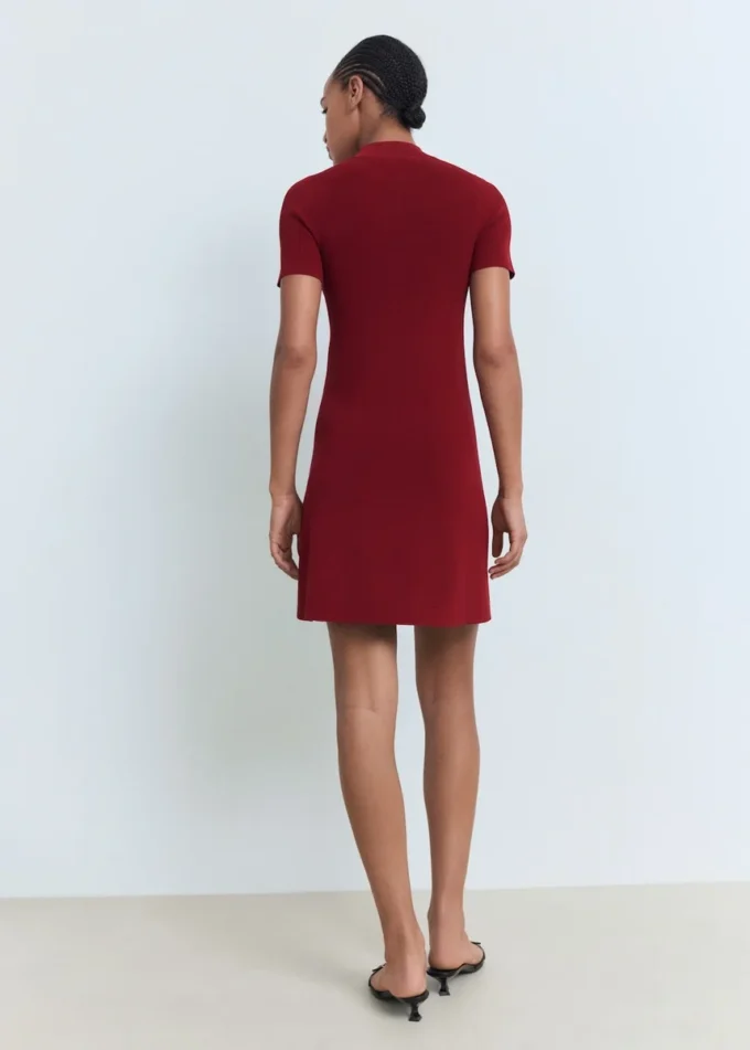 Strickkleid mit Rollkragen Strickkleid mit Rollkragen