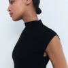 Strickkleid mit Rollkragen Strickkleid mit Rollkragen