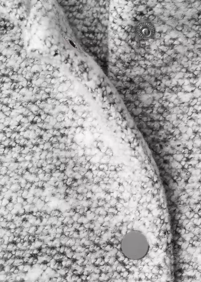 Strickmantel mit Kapuze