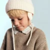 Strickmütze mit Bommel Strickmütze mit Bommel