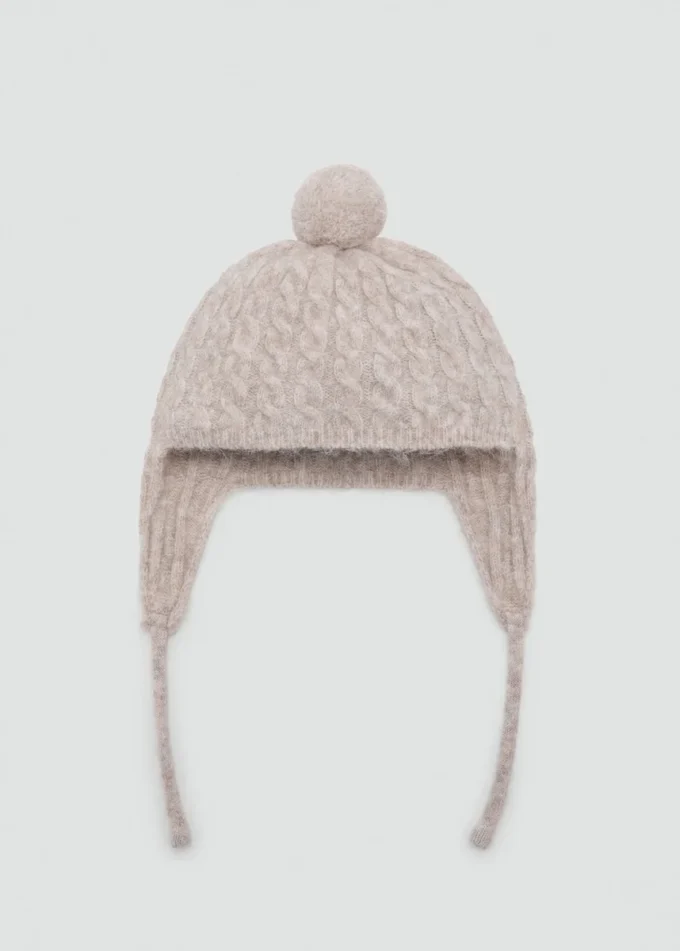 Strickmütze mit Bommel Strickmütze mit Bommel