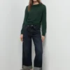 Strickpullover mit drapiertem Ausschnitt