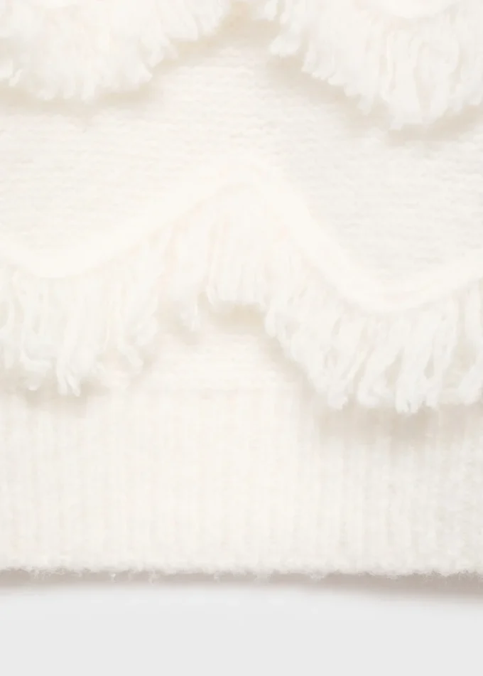Strickpullover mit Fransen