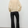 Strickpullover mit Lochmuster