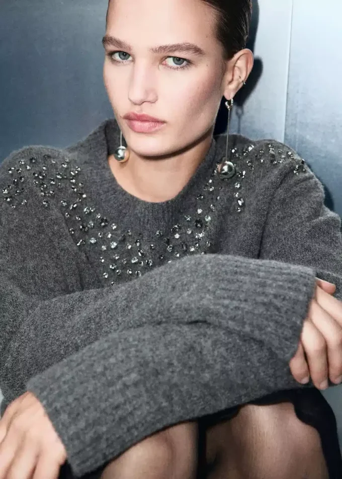 Strickpullover mit Pailletten