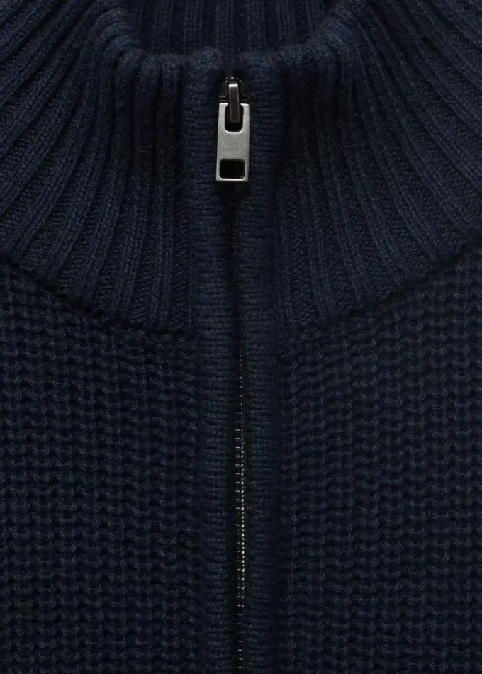 Strickpullover mit Perkins-Ausschnitt