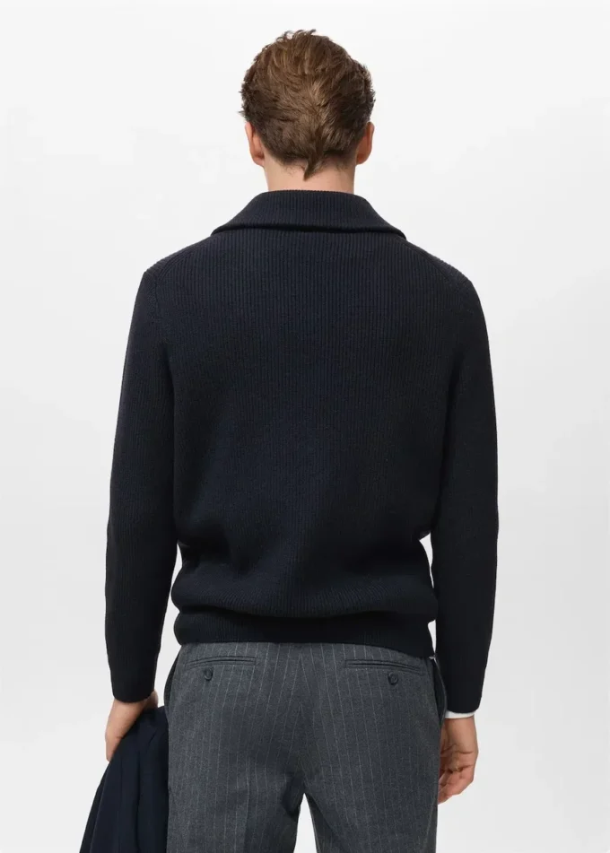 Strickpullover mit Reißverschlusskragen