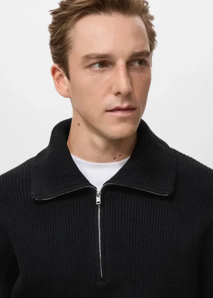 Strickpullover mit Reißverschlusskragen