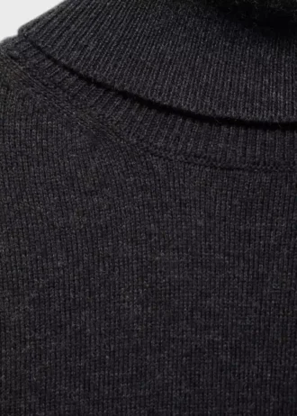 Strickpullover mit Rollkragen