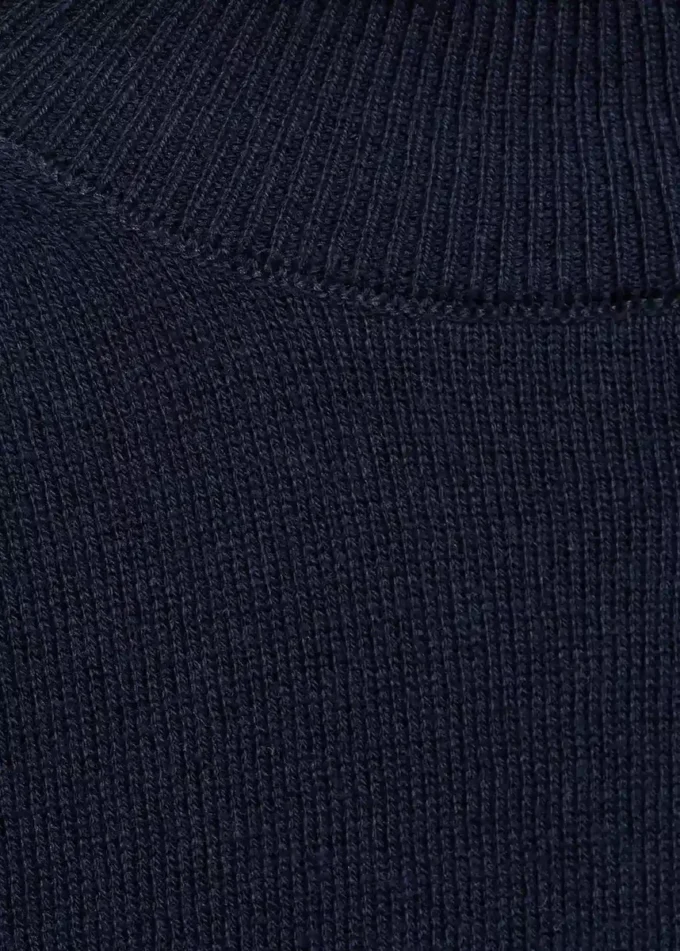 Strickpullover mit Rollkragen