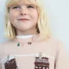 Strickpullover mit Stickerei