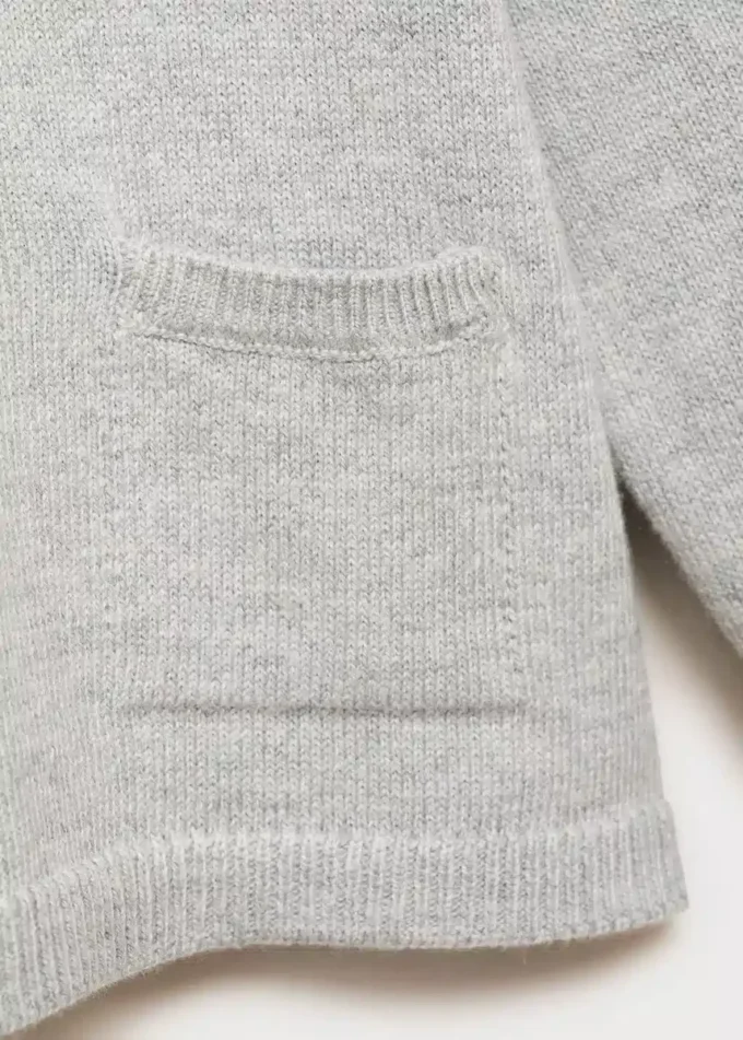 Strickpullover mit Tasche