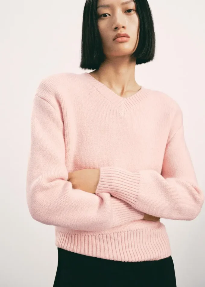 Strickpullover mit V-Ausschnitt