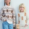 Strickpullover mit Weihnachtsmotiv