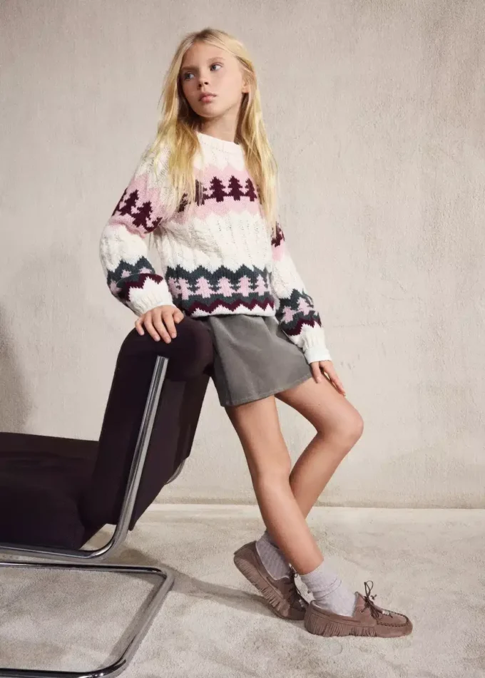 Strickpullover mit Weihnachtsmotiv