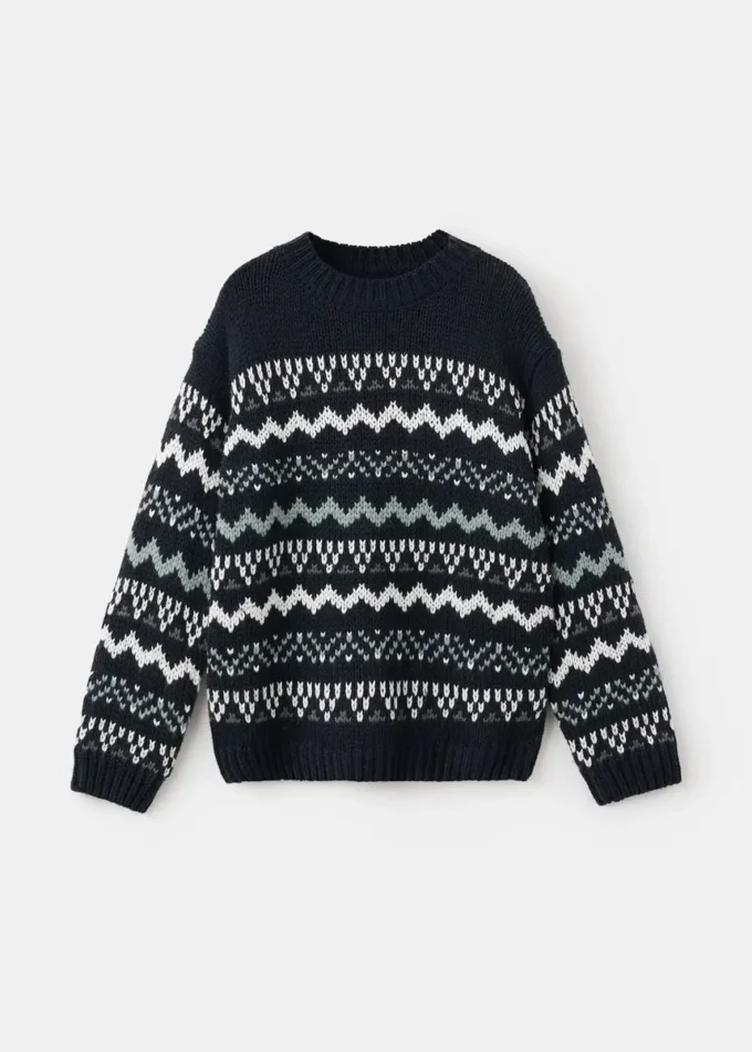 Strickpullover mit Zierbesatz